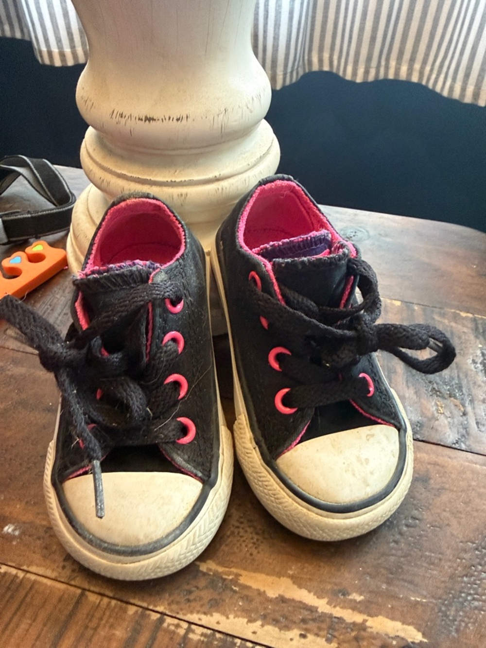 Converse Black and Pink Kids Low-Top Sneakers